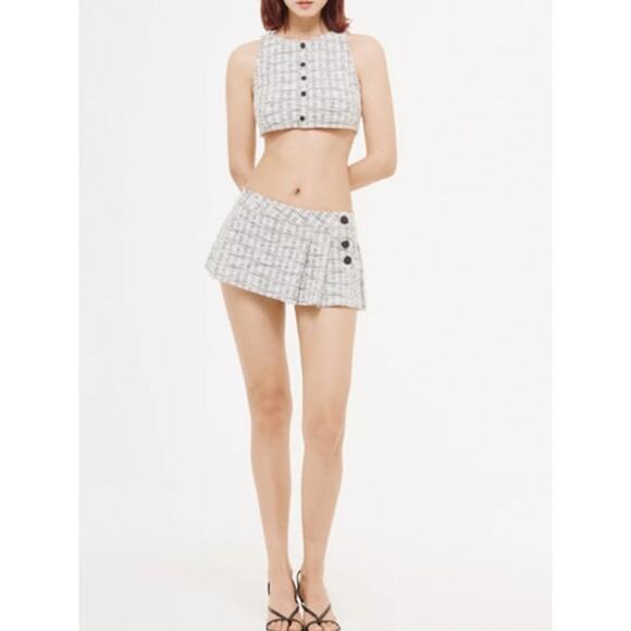 Mimi Muse - Camille Tweed Crop Top & Pleated Mini Skirt in Gray White & Black - Picture 6 of 6